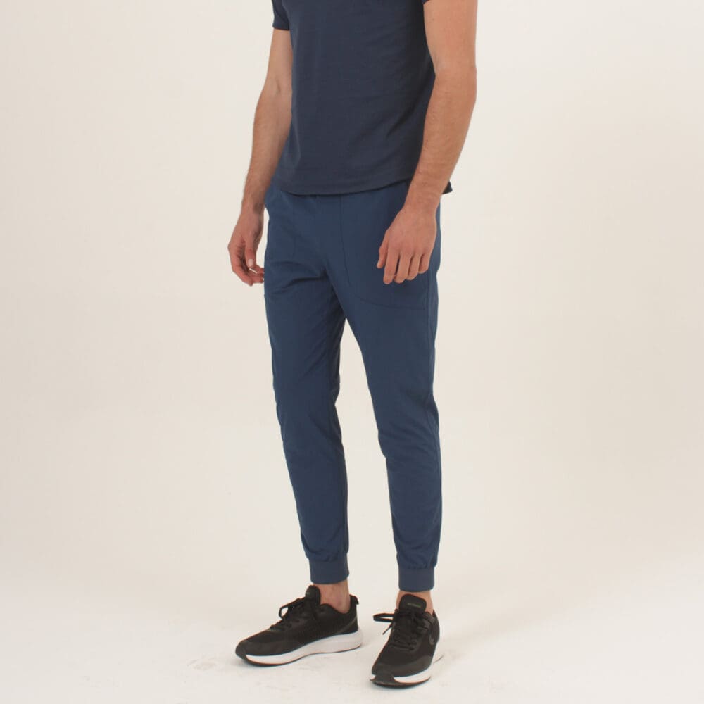 Pantalón Urbano Tech Jogger Hombre - Imagen 2